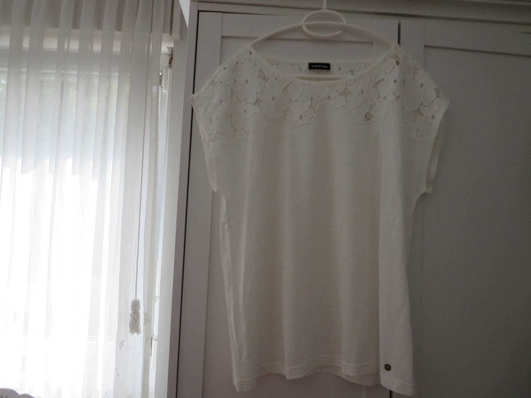 T-shirt: 2 Damen Sommer Shirts /Gr. 42/44 – Usato da Wallisellen venduto da Arvenstube 5