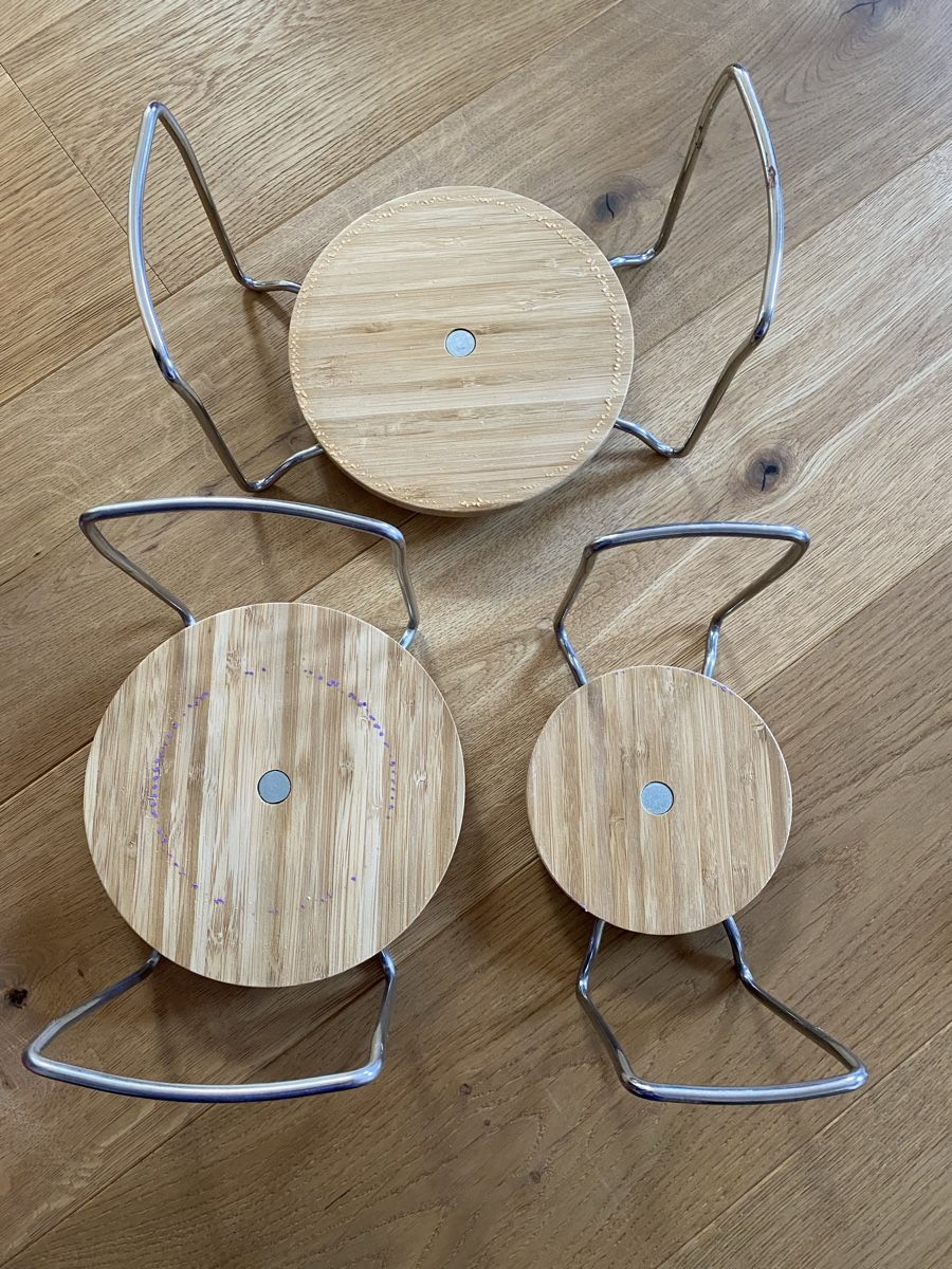 Ikea Wandhalterungen: 3er Set Tellerhalter aus Bambus und Metall – Gebraucht aus Wetzikon ZH von purple_44