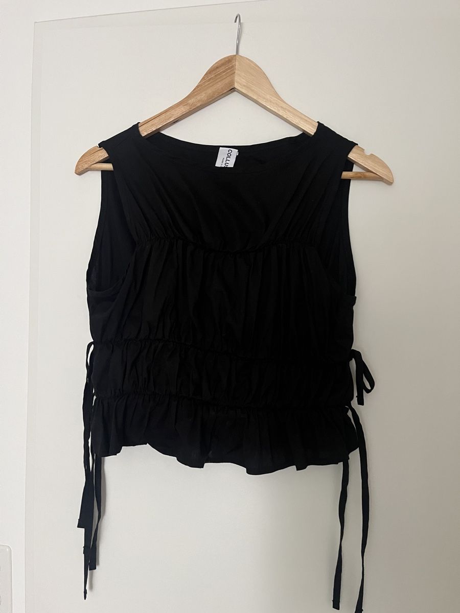 Asos Top: Top von Asos, M, Schwarz – Usato da Zürich venduto da wnbrg_a