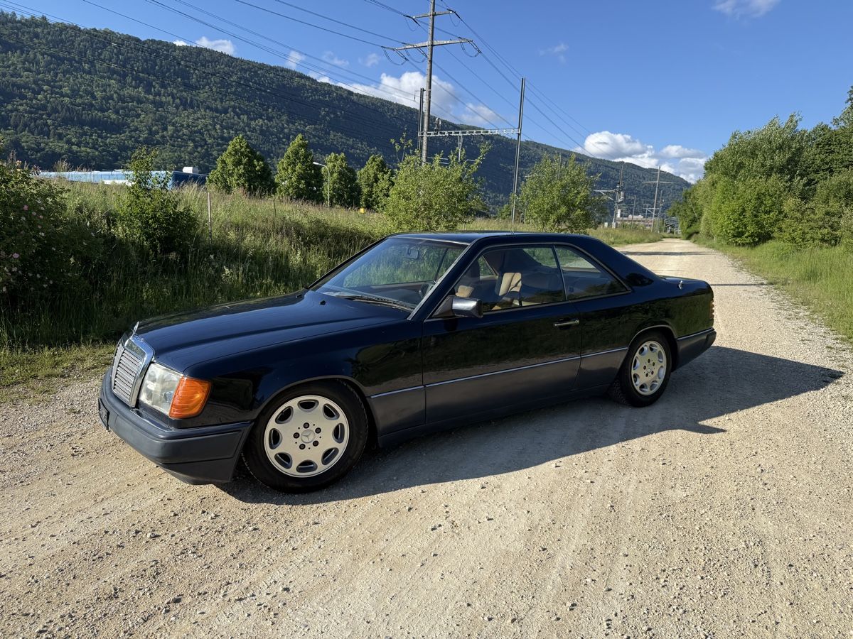 Mercedes-Benz Automobili: Mercedes-Benz 230 CE – Usato da Aarberg venduto da nany17 2
