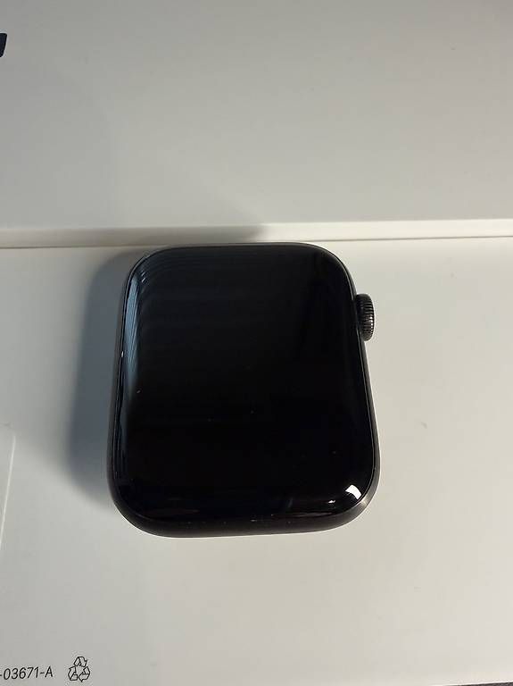 Smartwatch: Apple Watch serie 6 Titane  – Usato da Renens VD venduto da alj_7jvk 3