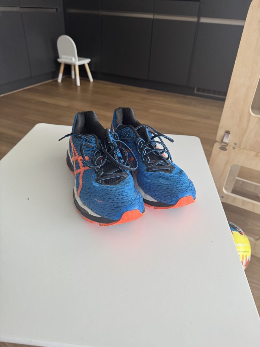Asics Scarpe da uomo: Laufschuhe ASICS blau orange – Nuovo (secondo la descrizione) da Wohlen AG venduto da Ar_gu 1