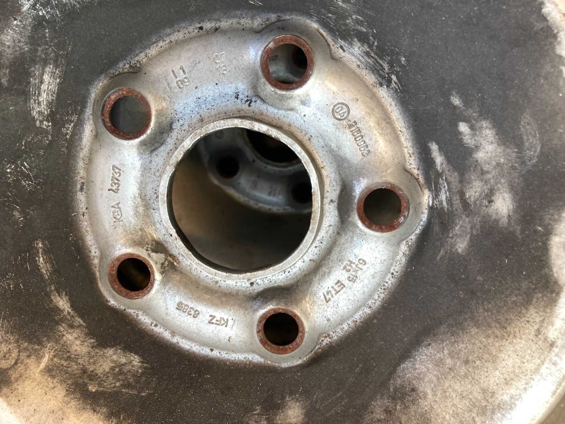 Volkswagen Pneus & Kompletträder: VW Caddy Sommerräder 195/65R15 – Gebraucht aus Cham von WB2223 2