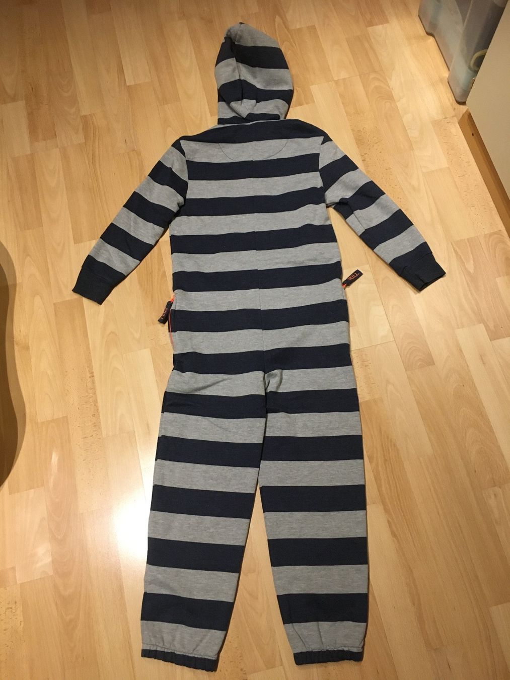 Tute: Jumpsuit / Einteiler Gr. 122/128 – Usato da Uetendorf venduto da Gar_9pvy 1