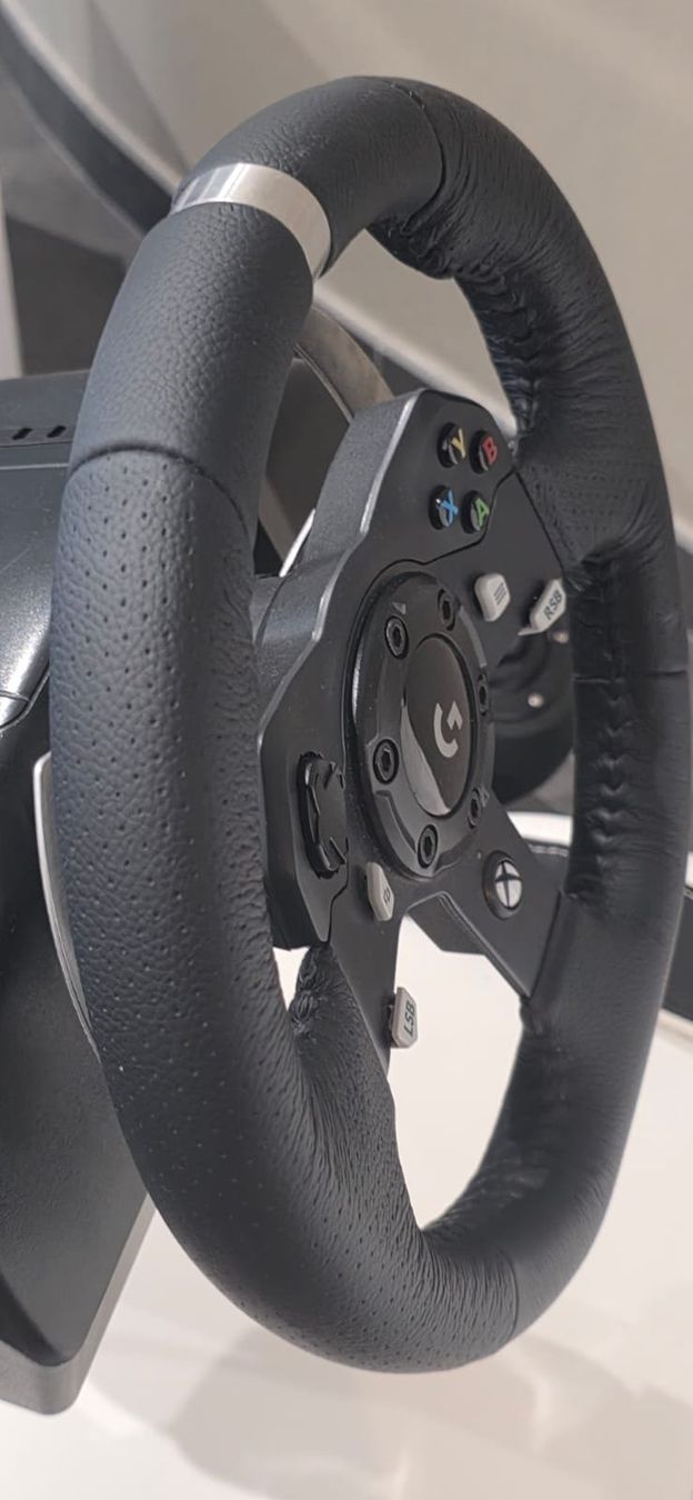 Playseat Stühle: Playseat Evolution + Logitech G920 + Shifter + Pédales + Tap – Neu (gemäss Beschreibung) aus Vernier von log_6bf7 4