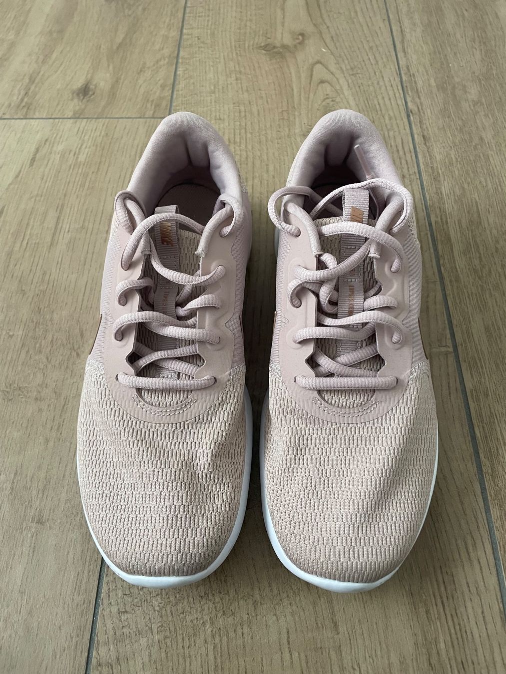 Nike Scarpe da donna: Nike Flex Gr. 38 NEU – Nuovo (secondo la descrizione) da Waltenschwil venduto da hansnine 1