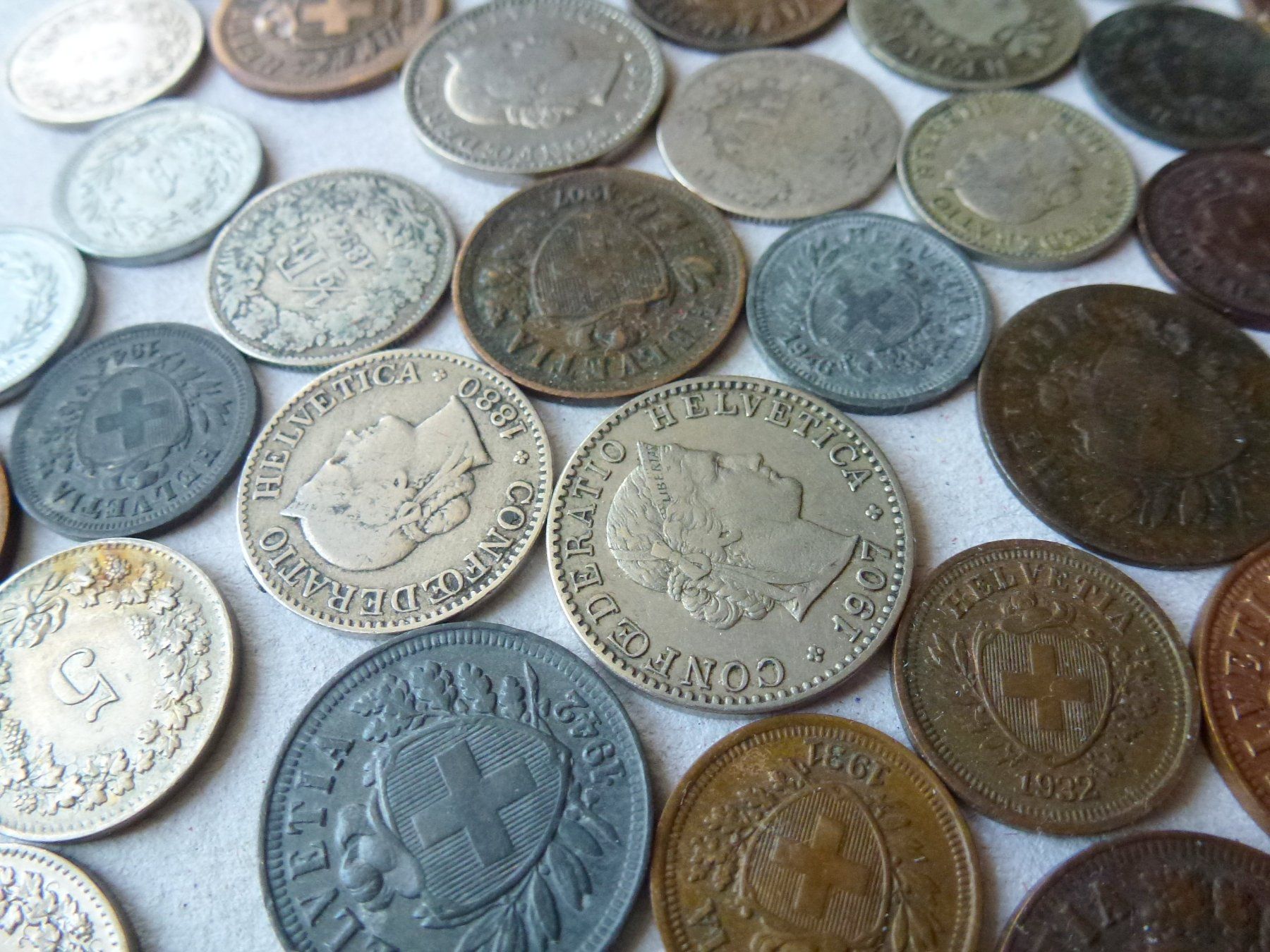 Tutti le monete: ++ Schweizer Kleingeld ab 1850 auch mit Silber – Usato da Walkringen venduto da Casablanca777 7