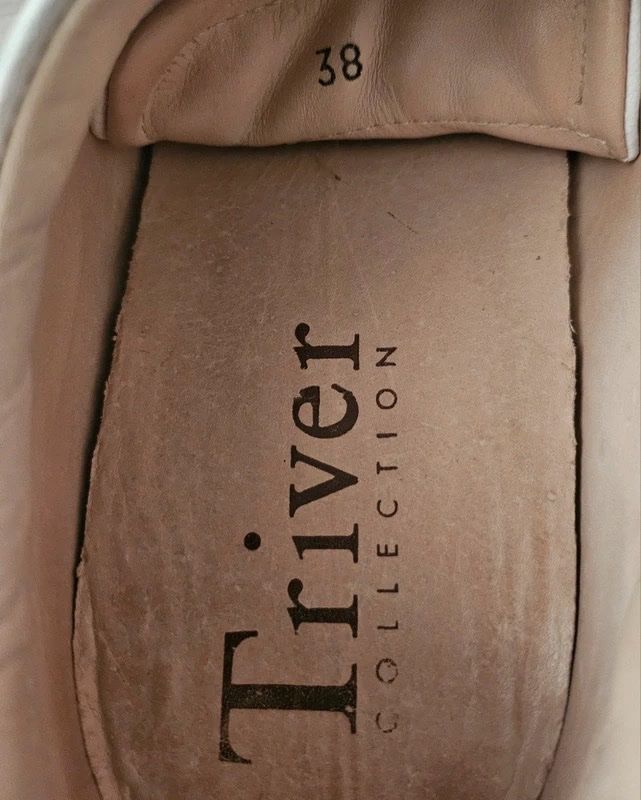 Scarpe da donna: Elegante Leder-Sneaker Trivor Collection – Usato da Coldrerio venduto da Theres2004 2