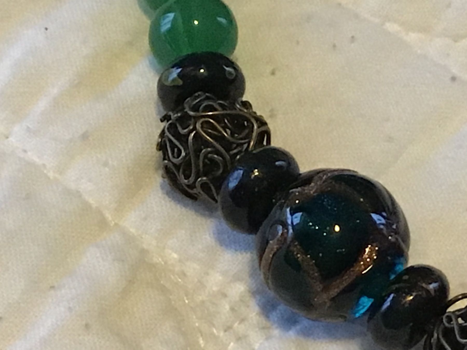 Catenine: Modeschmuck mit Glasperlen (grün / gold) – Nuovo (secondo la descrizione) da Weggis venduto da Tupferl 1