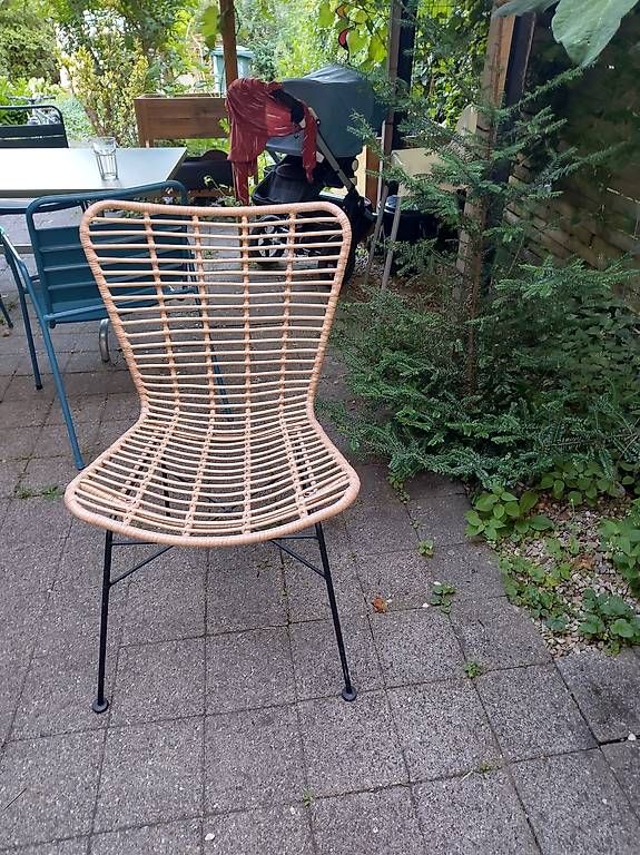 Stühle: 4 Ratan-Stühle – Gebraucht aus Winterthur von Michomat 2