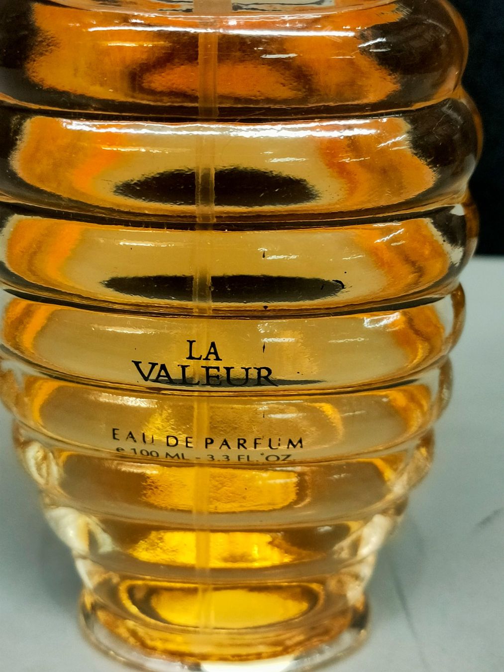 Parfums & Eau de Toilette: LA VALEUR – D'occasion à Genève par Leboucheoreilles 1