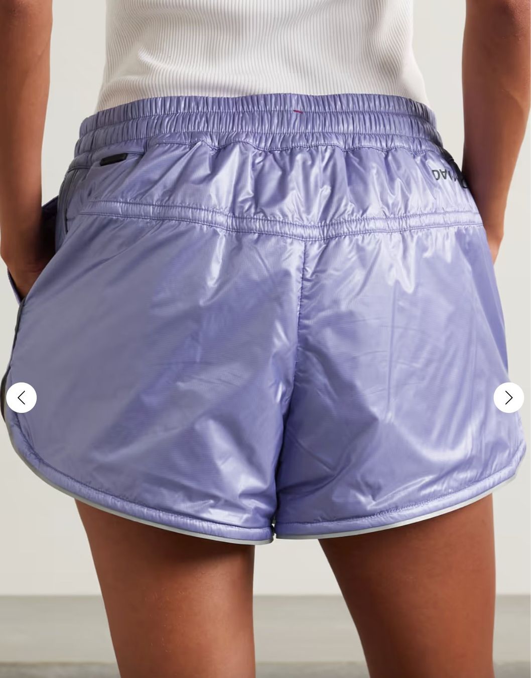 Moncler Pantaloni: New Moncler shorts - L – Nuovo e nell'imballaggio originale da St-Sulpice VD venduto da juhdu 3