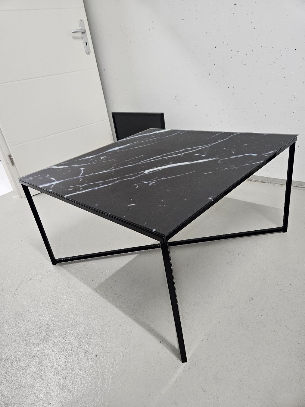 Tavoli: Schwarzer Marmor Couchtisch, quadratisch, Top Zustand! – Usato da Stans venduto da nic_j7rn 3