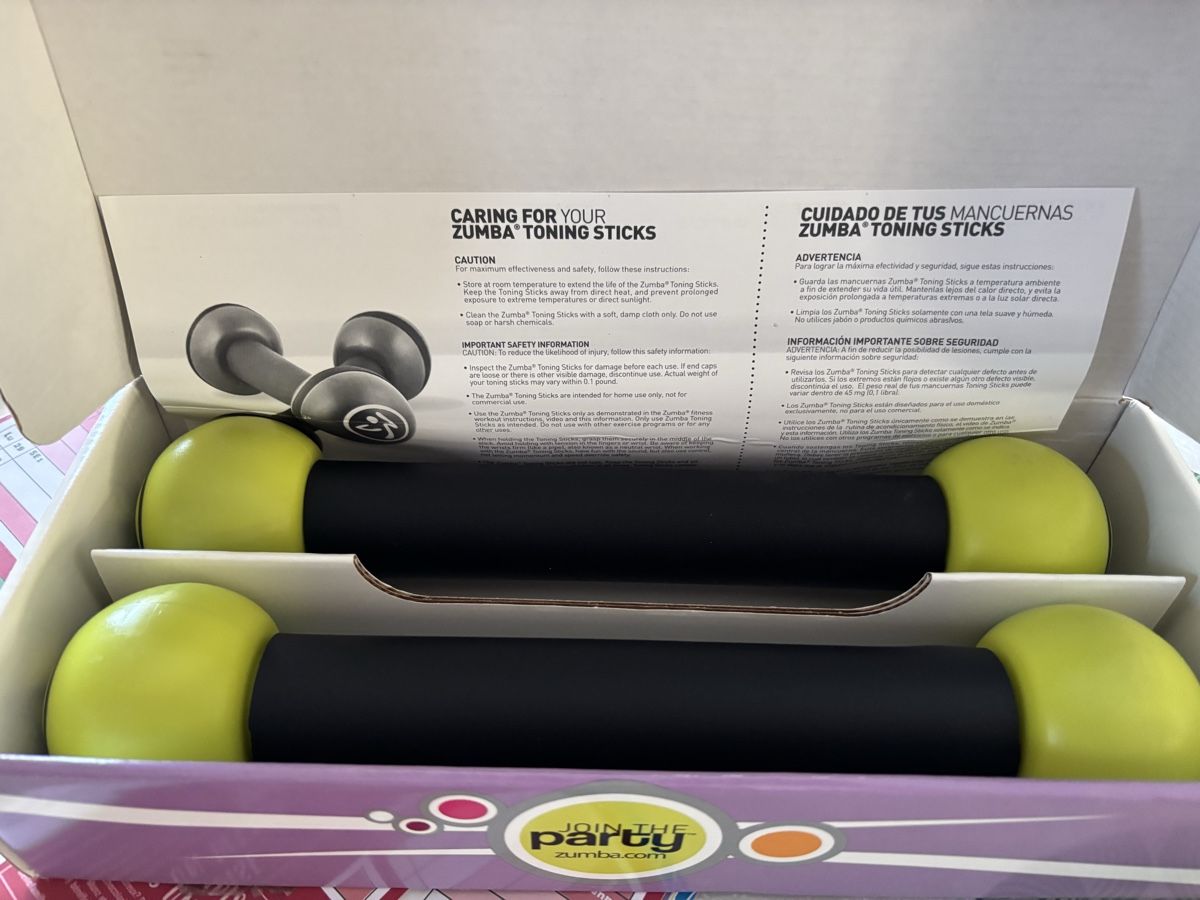 Hanteln & Gewichte: Zumba toning sticks – Gebraucht aus Corcelles-près-Payerne von est_2zs9 1
