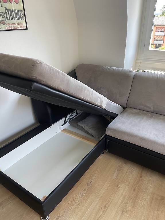 Sofas: Bequemes Ecksofa mit Schlaffunktion & Stauraum – D'occasion à Zürich par sal_5q6g 2