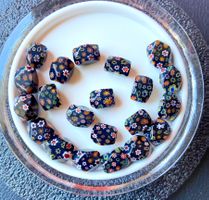 Schwarze  Millefiori Glasperlen *Mix*