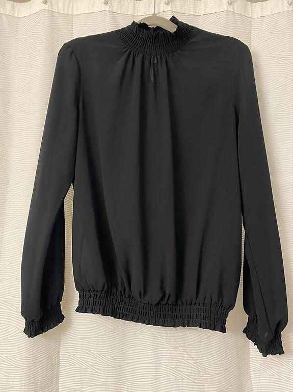 Blusen: Bluse PIECES – Gebraucht aus Bern von nadjaz