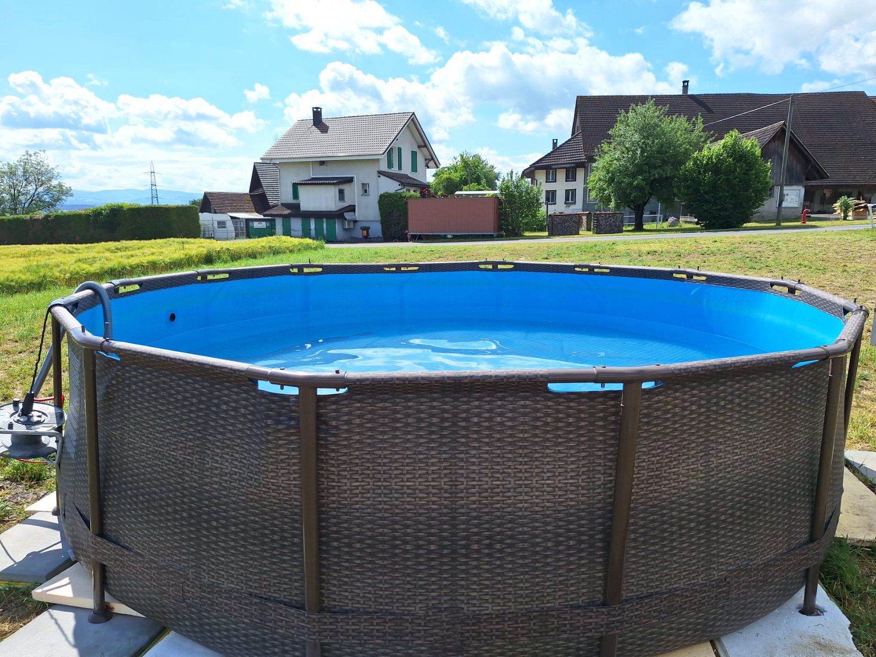 Piscine: Pool 400 cm Durchmesser ca 100 cm Höhe – Usato da Benzenschwil venduto da 16hag 2