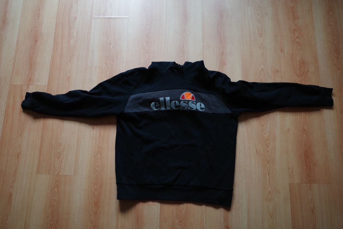 Ellesse Maglioni & Felpe: Hoodie Kapuzenpullover Ellesse Grösse L – Usato da Zürich venduto da loeksig 1