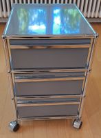 Schöner USM Haller Container mit Rollen (mittelgrau)