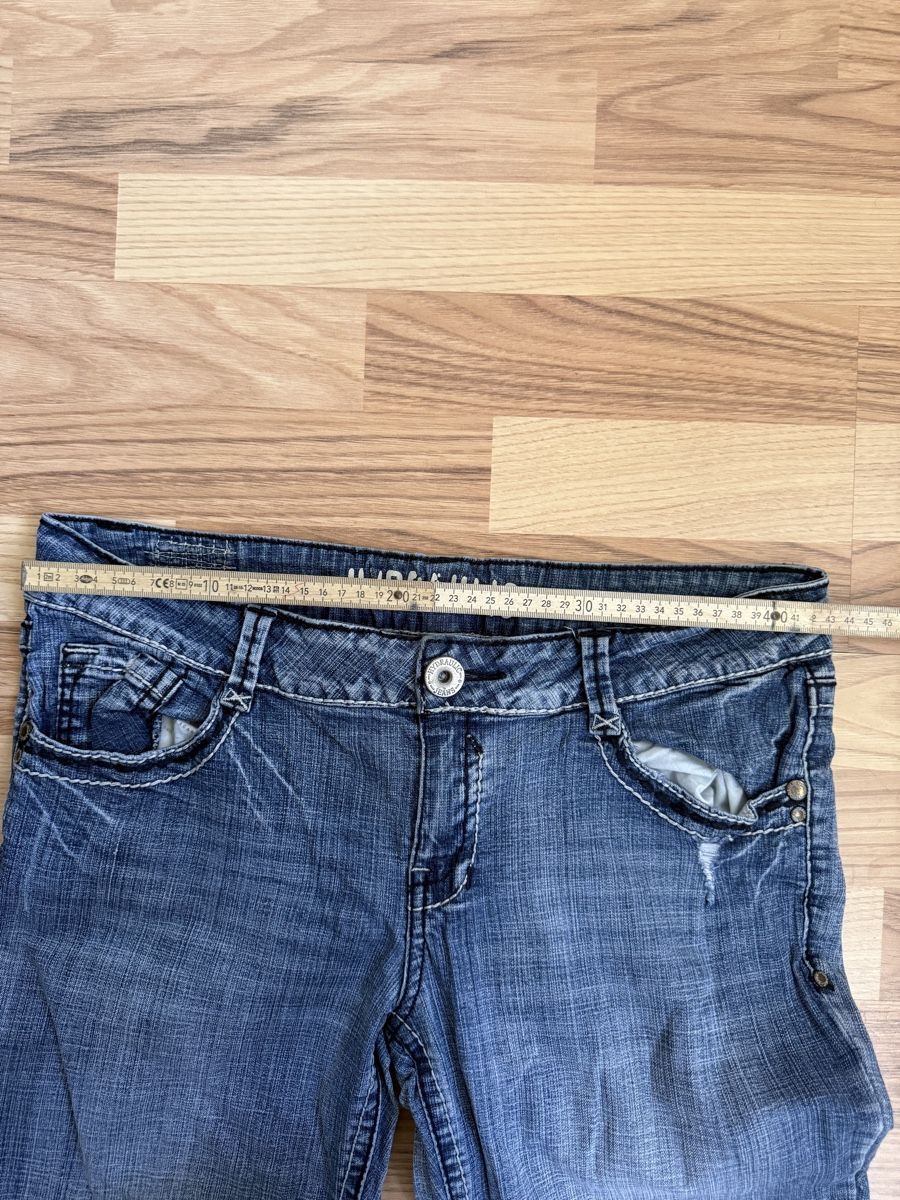 Jeans: Bootcut Jeans Frauen – Usato da Allschwil venduto da power9000 2