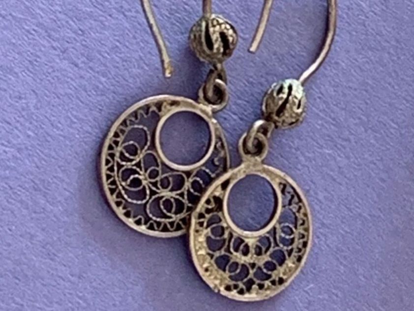 Ohrringe & -stecker: Ohrringe golden filigran rund – Gebraucht aus Dittingen von Bijoubelle