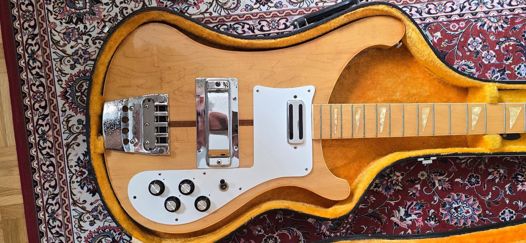 Strumenti musicali: DIA Bass 70s Japan – Difettoso da Meilen venduto da Roobiedoobie 7