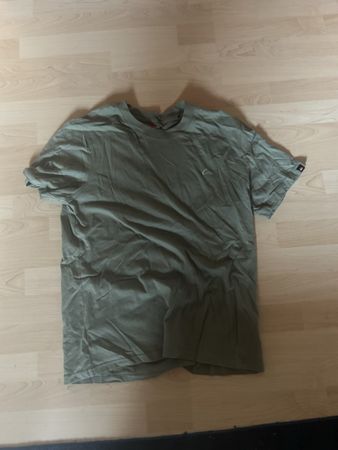 T-Shirt Quiksilver kurzarm Grösse M khakigrün guter Zustand