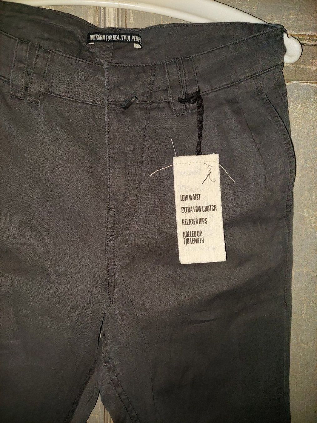 Drykorn Jeans: Drykorn . Drip low relaxed 7/8 grau 27/34 – Neu und originalverpackt aus Besenbüren von teluride89 2