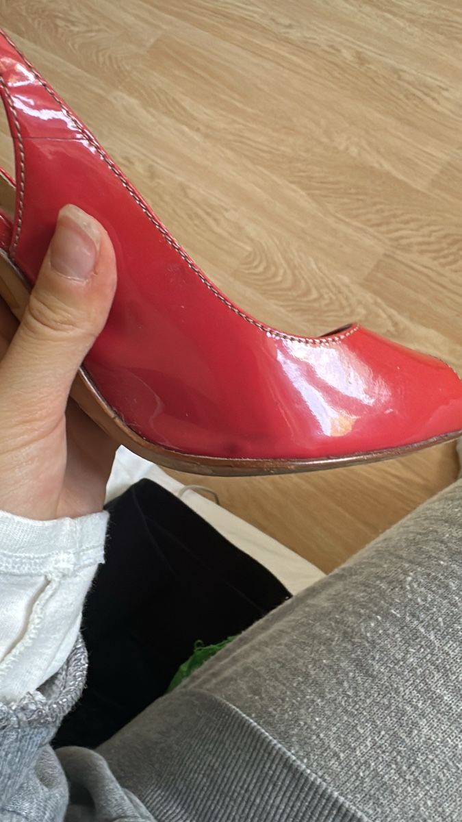Damenschuhe: Dolce Gabbana Heels echt  – Gebraucht aus Biel/Bienne von lul_b6yy 3