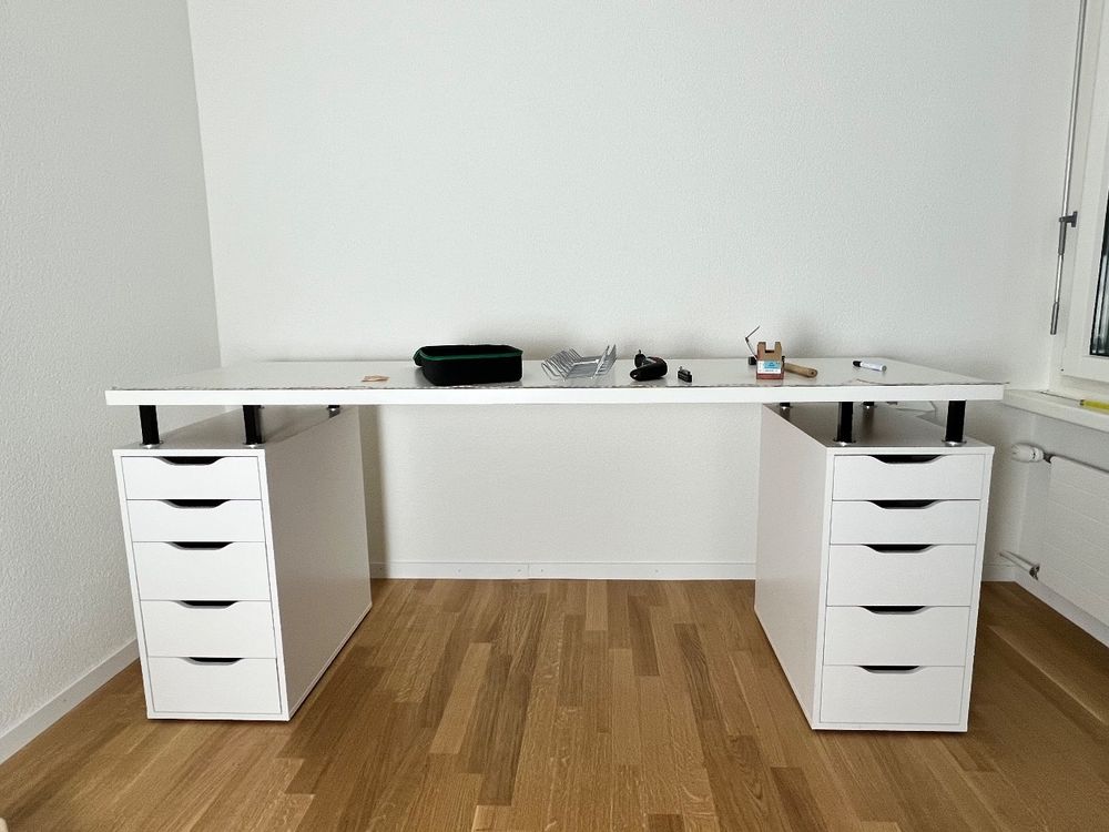 Weisser Schreibtisch + Schubladenschrank IKEA — 200x60 cm