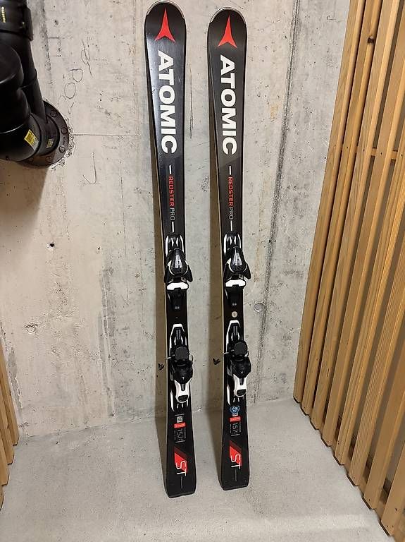 Atomic Skis: Atomic Redster Pro Ski – Gebraucht aus Affoltern am Albis von Rabbi002