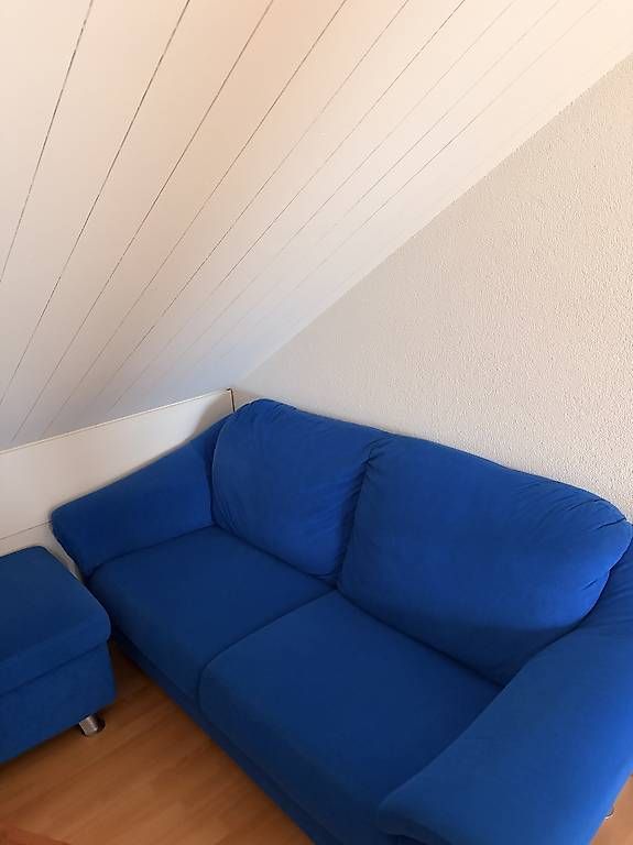 Divani: Blaue Polstergrupper mit Hocker – Usato da Zürich venduto da ozan21 2