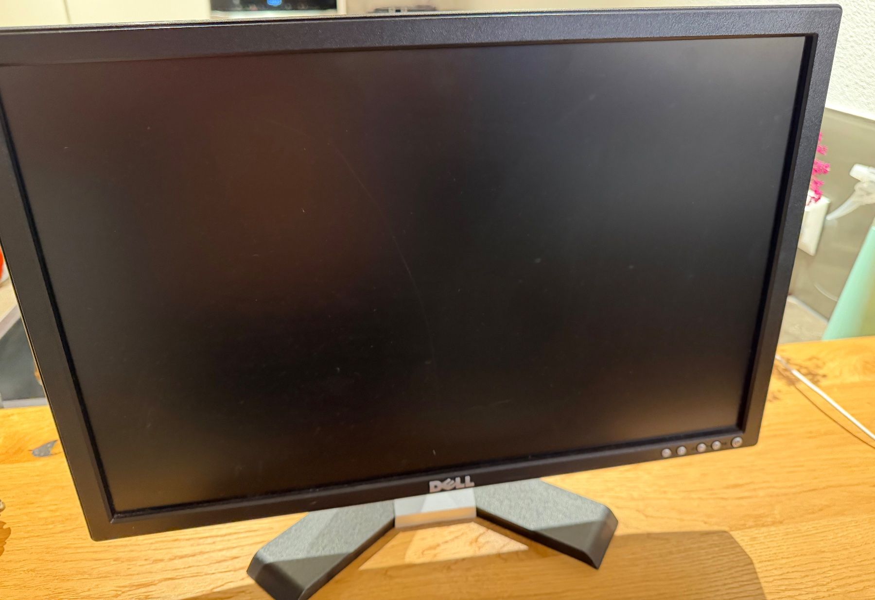 Dell Monitor: BILDSCHIRM „DELL AB 1.-!!! – Usato da Mols venduto da armanwalensee