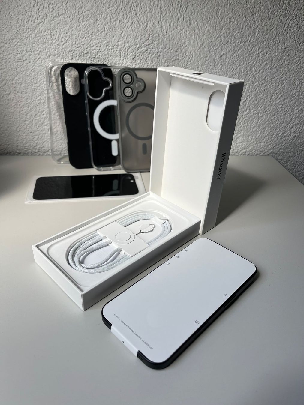 Apple Telefoni cellulari / Smartphones: Iphone 16 NEU – Nuovo e nell'imballaggio originale da Bern venduto da jan_2vny 2