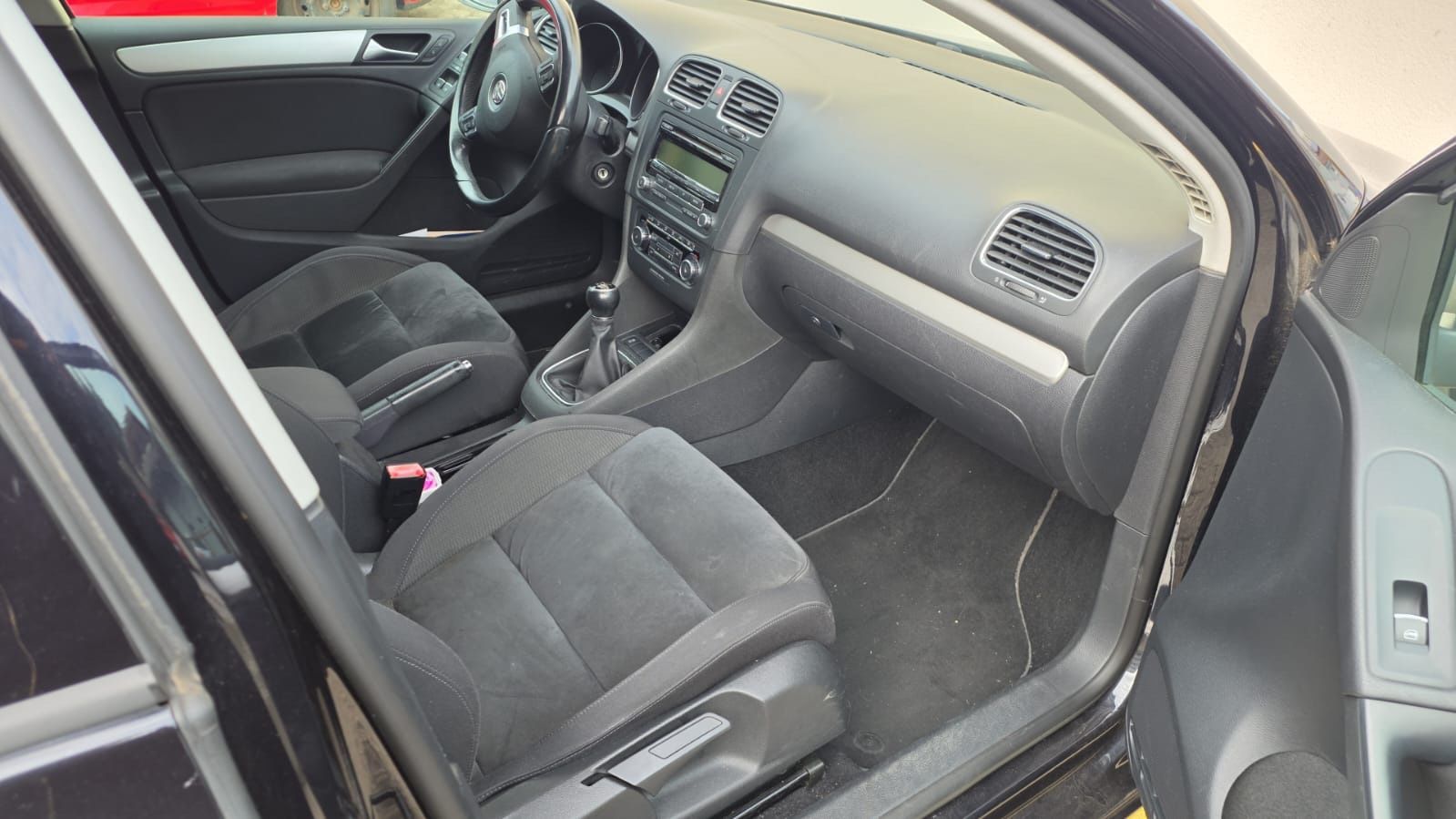 VW Autos: VW Golf 6, 1.4 TSI – Défectueux à Aarburg par Dio17 5