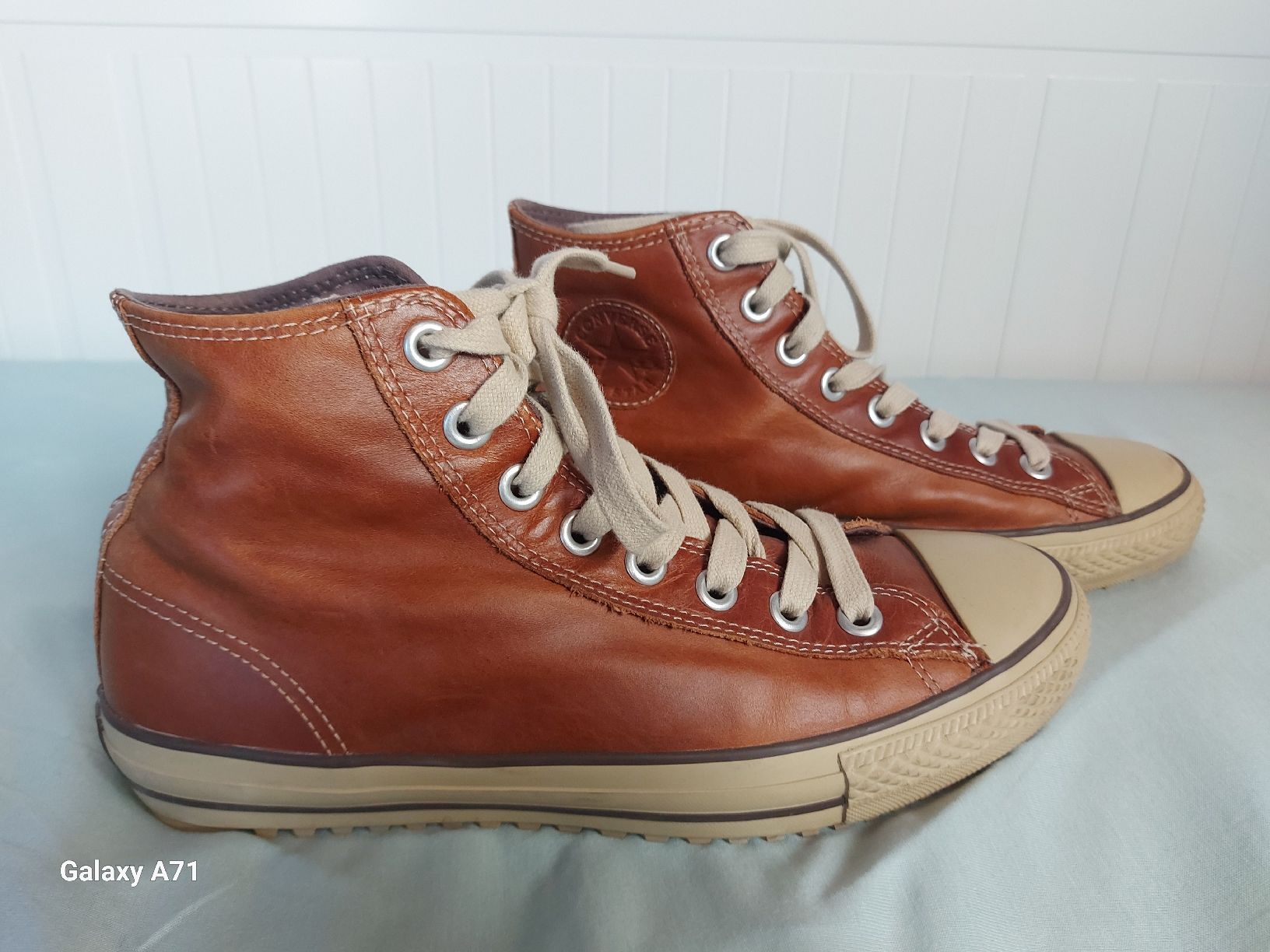 Converse Chaussures hommes: 2x Converse Gr. 44 – D'occasion à Rumisberg par AaronRodgers81 1