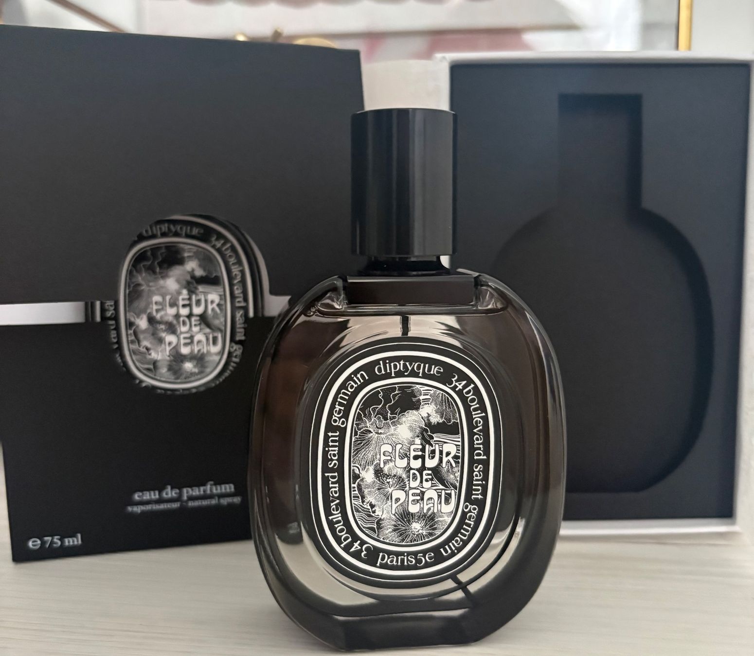 Diptyque Parfum & Eau de Toilette: Diptyque- Fleur de Peau - 75ml EdP – Gebraucht aus Luzern von VEL_7mlv