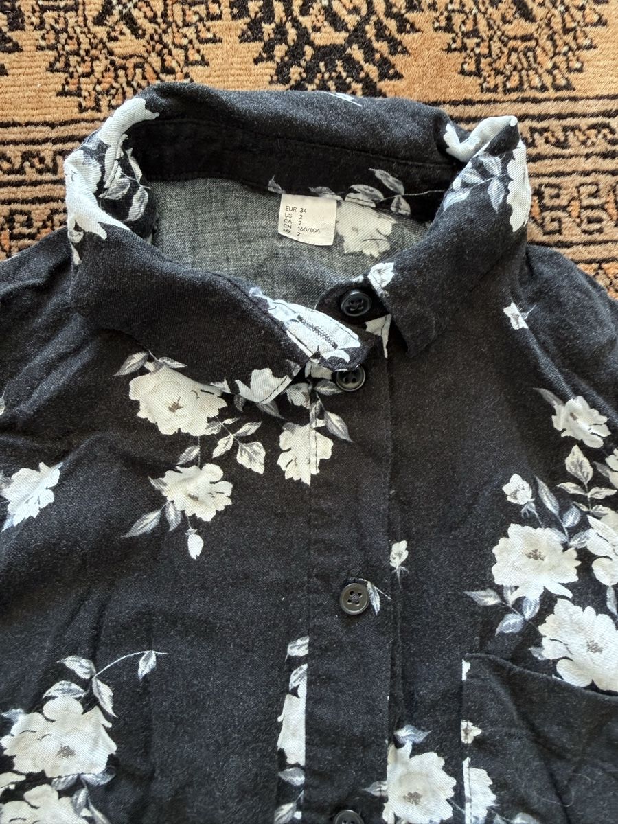 H&M Vestiti: Gothic H&M Viscose Kleid, Blumenmuster, Grösse 34 – Usato da Locarno venduto da Ery02 1