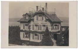 Wer weiss wo? Unbekanntes Haus an einem See, Fotokarte