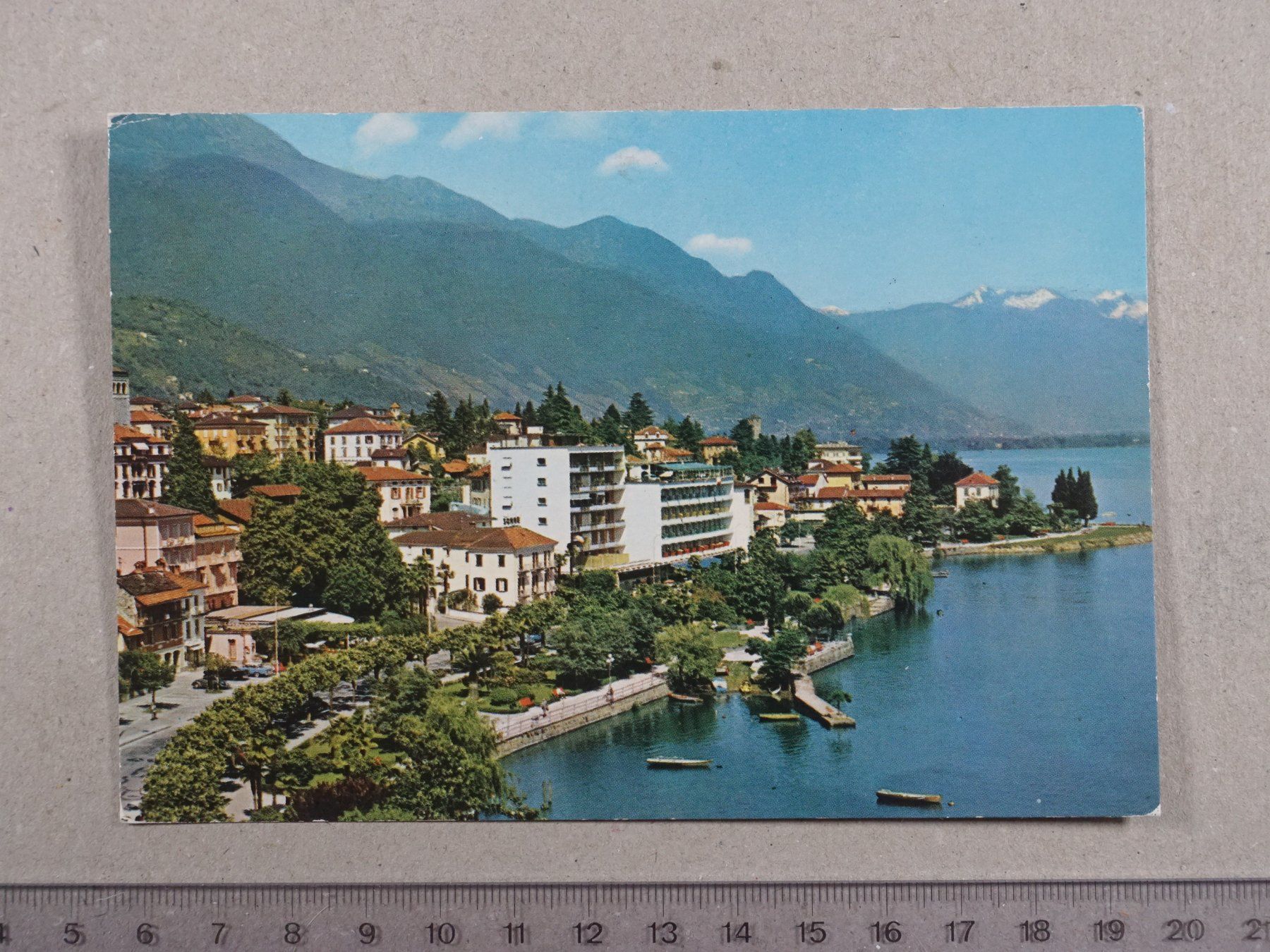 Cartoline postali: Locarno, 1982 – Usato da Lenzburg venduto da fh1