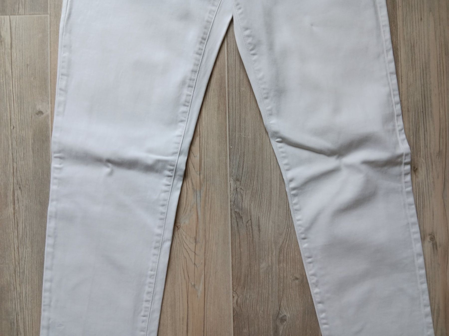 Armani Jeans: AJ ARMANI JEANS Jeans taille / Grosse 30 – Usato da Cossonay-ville venduto da Super-Price-Quality 2
