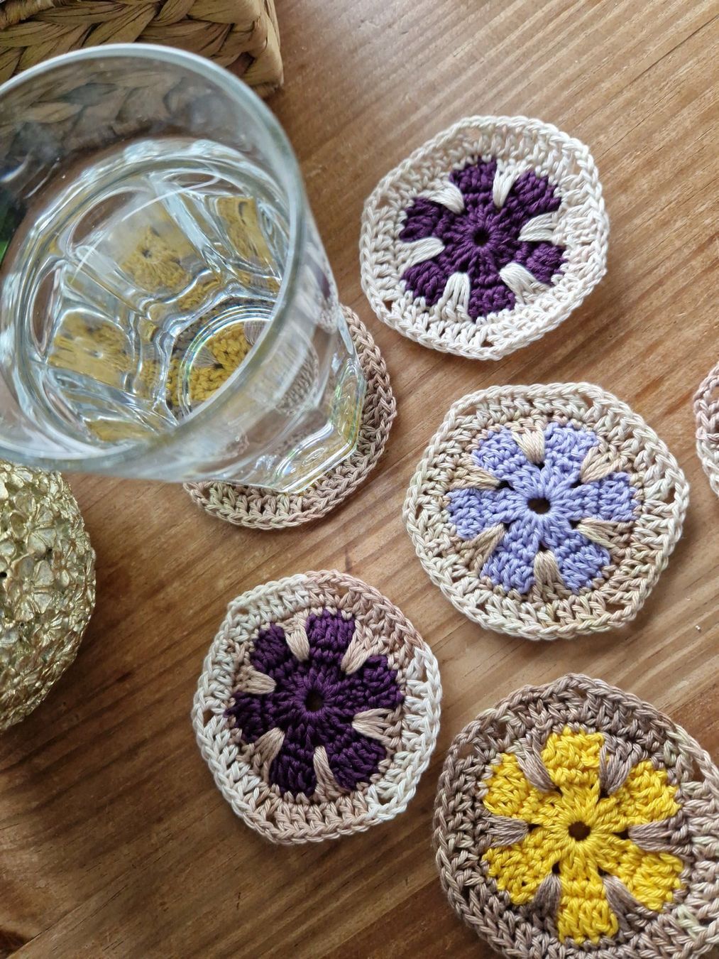 Tutte le decorazioni: 6 Häkel Glas Coaster Untersetzer 'Juniper' handgemacht – Nuovo (secondo la descrizione) da Neuhausen am Rheinfall venduto da Alchimista 5