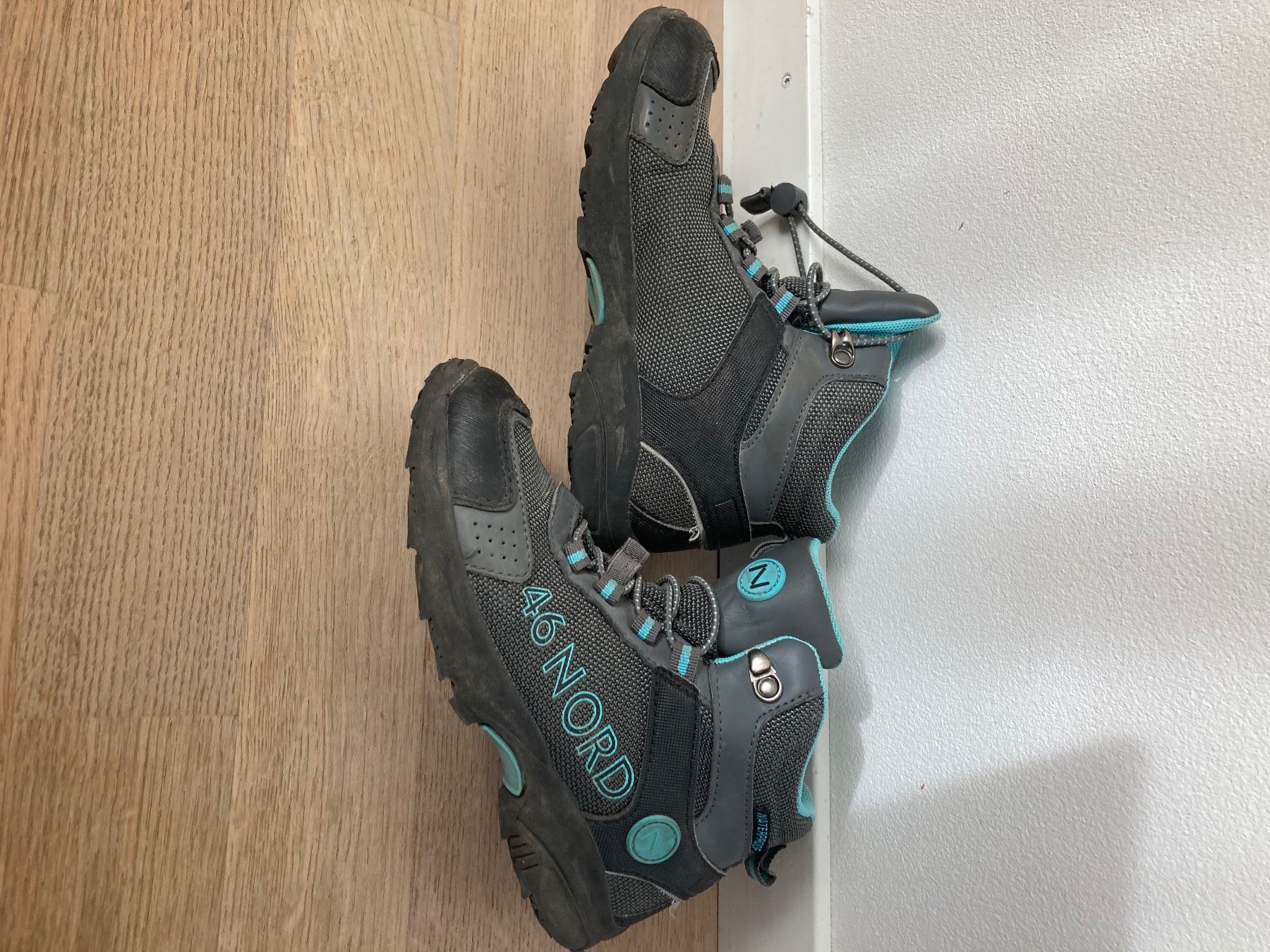 46 Nord Schuhe für Jungen: Wanderschuh 46 NORD Grösse 33 – Gebraucht aus Köniz von Hollis01 1