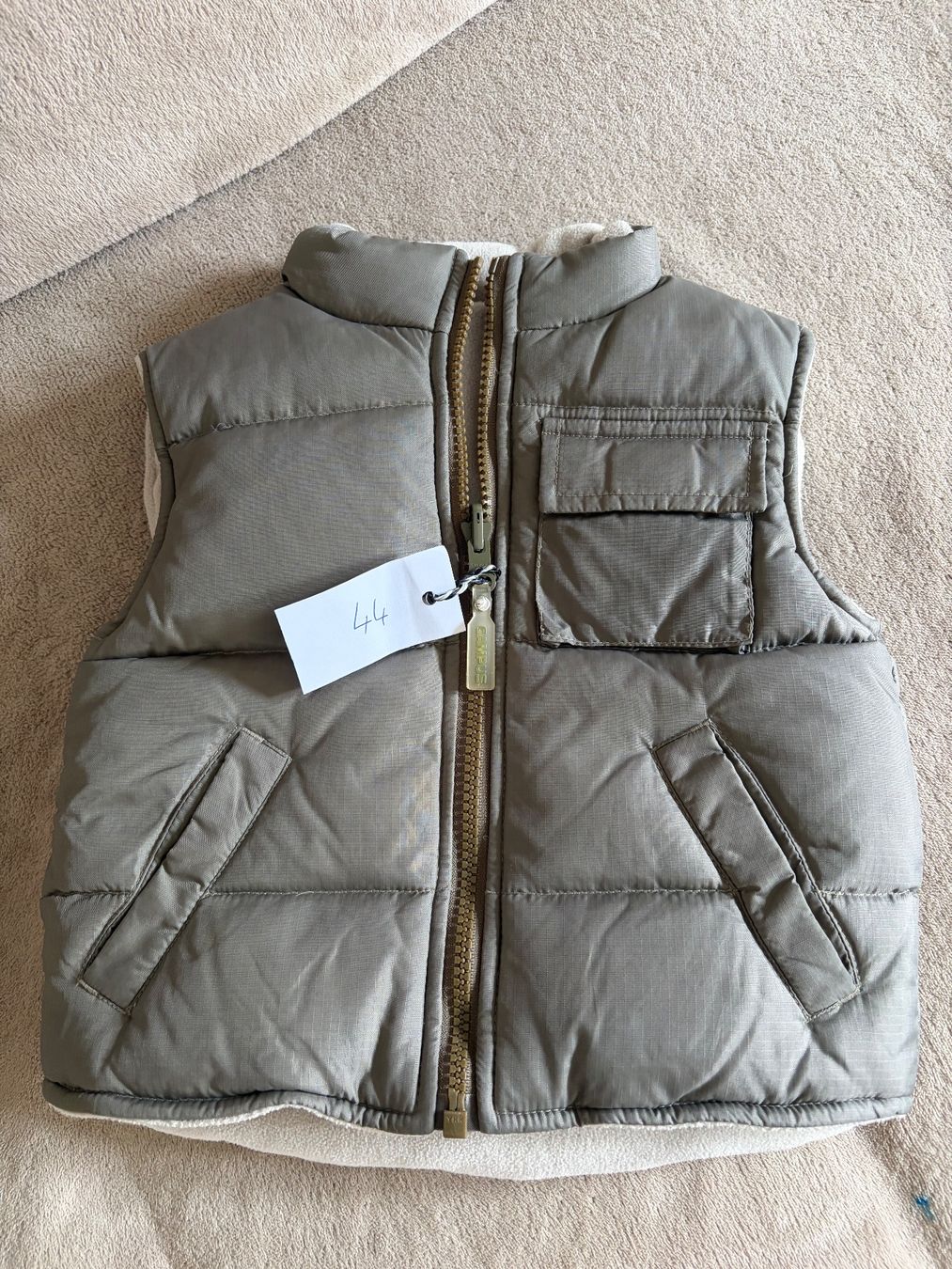 Sonstige Kleidung: Gilet réversible t.80 – Gebraucht aus Liddes von Couik