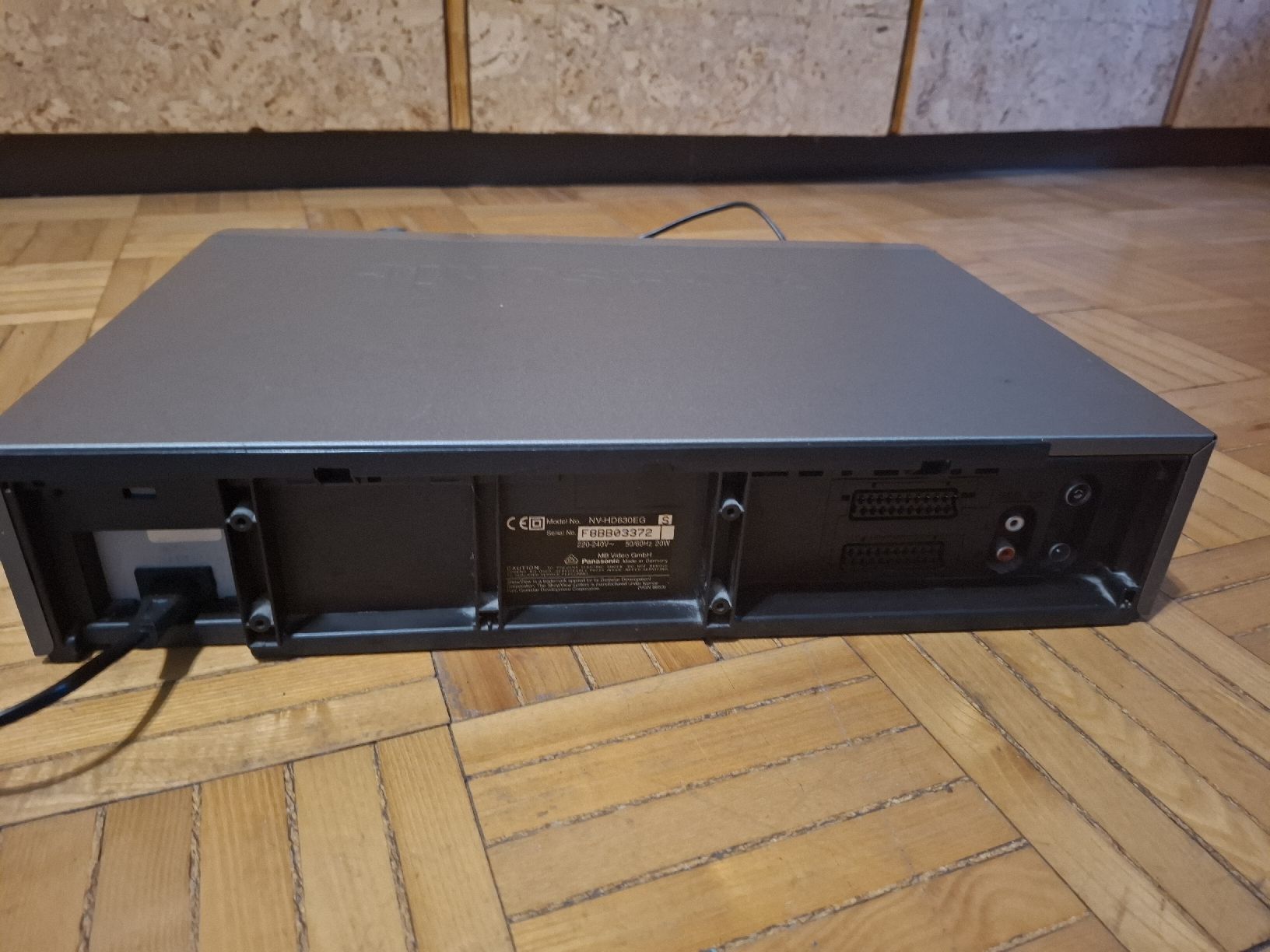 Panasonic Registratori: Panasonic NV-HD630 Videorecorder - Retro! – Usato da Hunzenschwil venduto da Hardrock6 2
