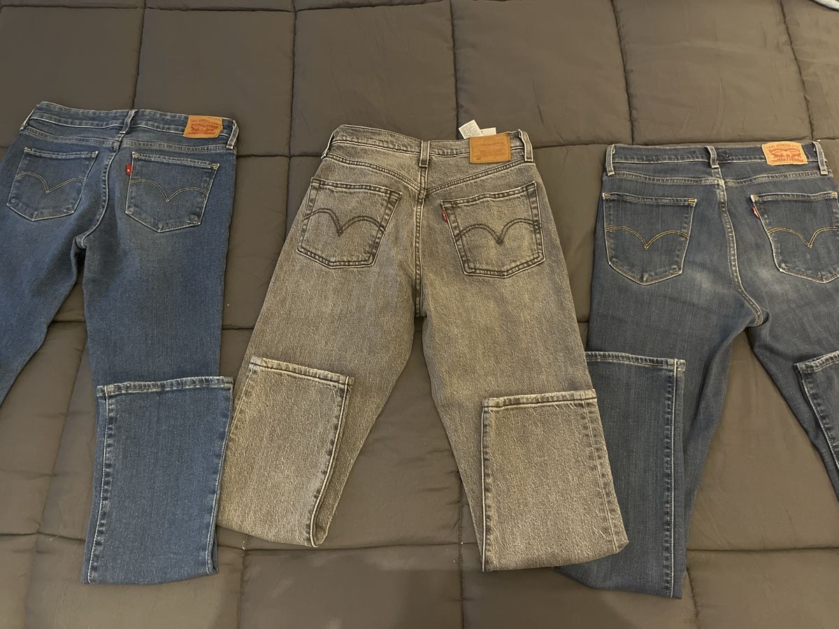 Levi's Jeans: 6 Jeans, davon 3 Levi’s Gr.26 oder 34/36 – Usato da Uster venduto da Dansposito 4