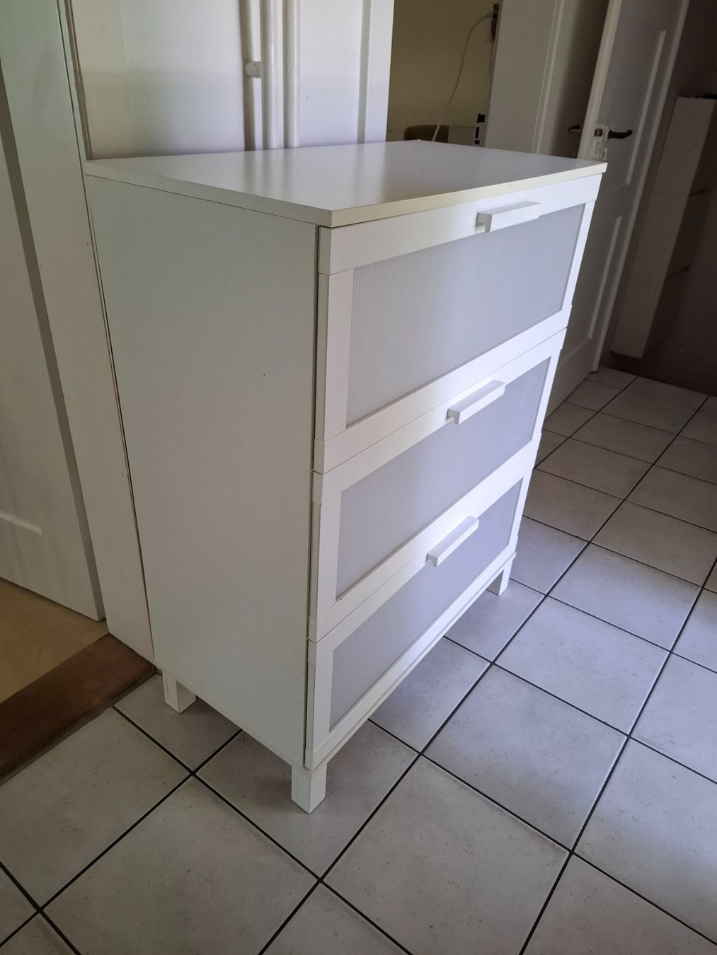 Ikea Cassettiere: Kommode mit 3 Schubladen – Usato da Bülach venduto da Wuxi 1