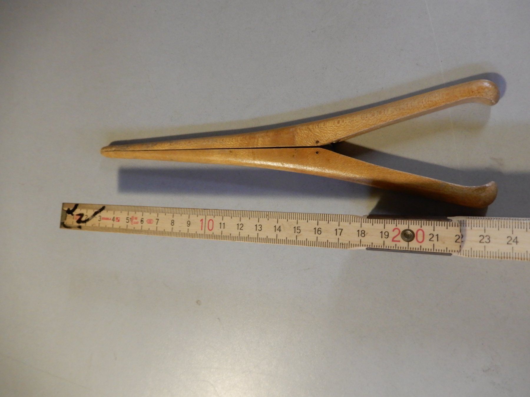 Handschuhe & Handstulpen: Antiker Handschuh spanner – Gebraucht aus Erstfeld von Uhu1980 1