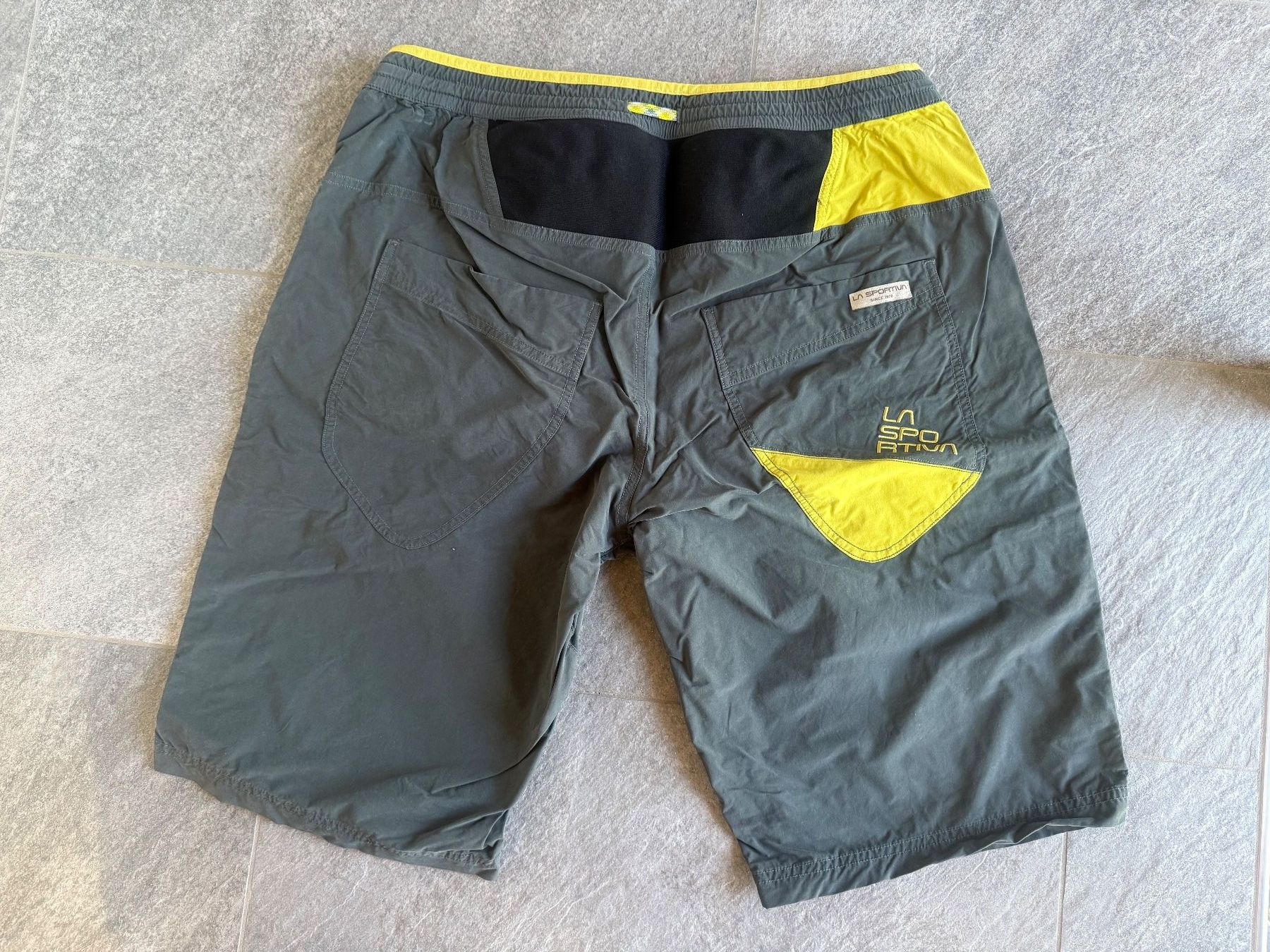 La Sportiva Pantaloni: LA SPORTIVA Shorts – Usato da Wilderswil venduto da floh1969 1